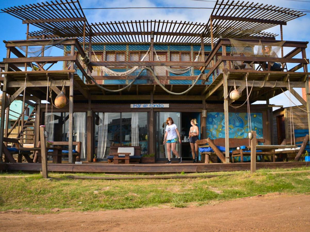 Mar De Fondo Hostel Punta Del Diablo Exterior photo